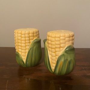 Pioneer Woman Corn salt and pepper shakers
